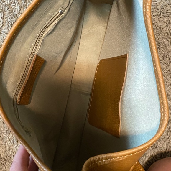 New with tags German Fuentes Grand Leather Bag in Mocha - Picture 6 of 8